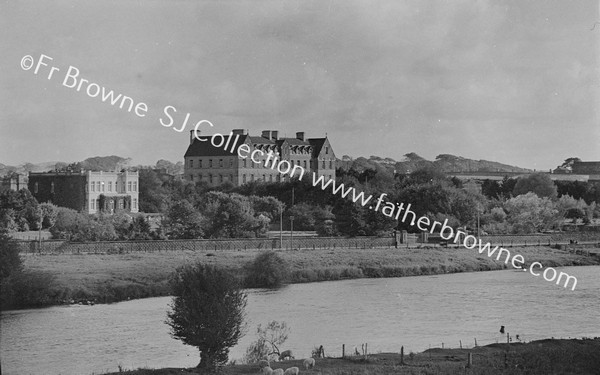 COLLEGE & BISHOPS HOUSE FROM ACROSS RIVER